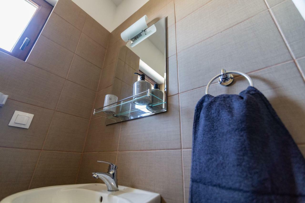 Aparthotel Laura Cluj-Napoca Extérieur photo